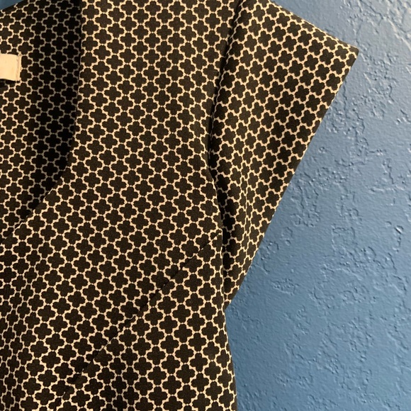 White House Black Market Quatrefoil Geo Slimming Sheath Dress Size 6 - Picture 7 of 14